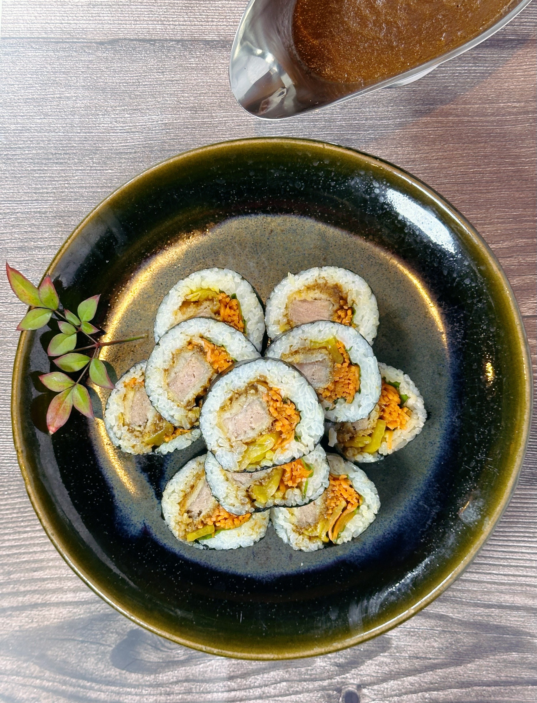 きりしまロール～勝KATSU®　カレー　新発売！